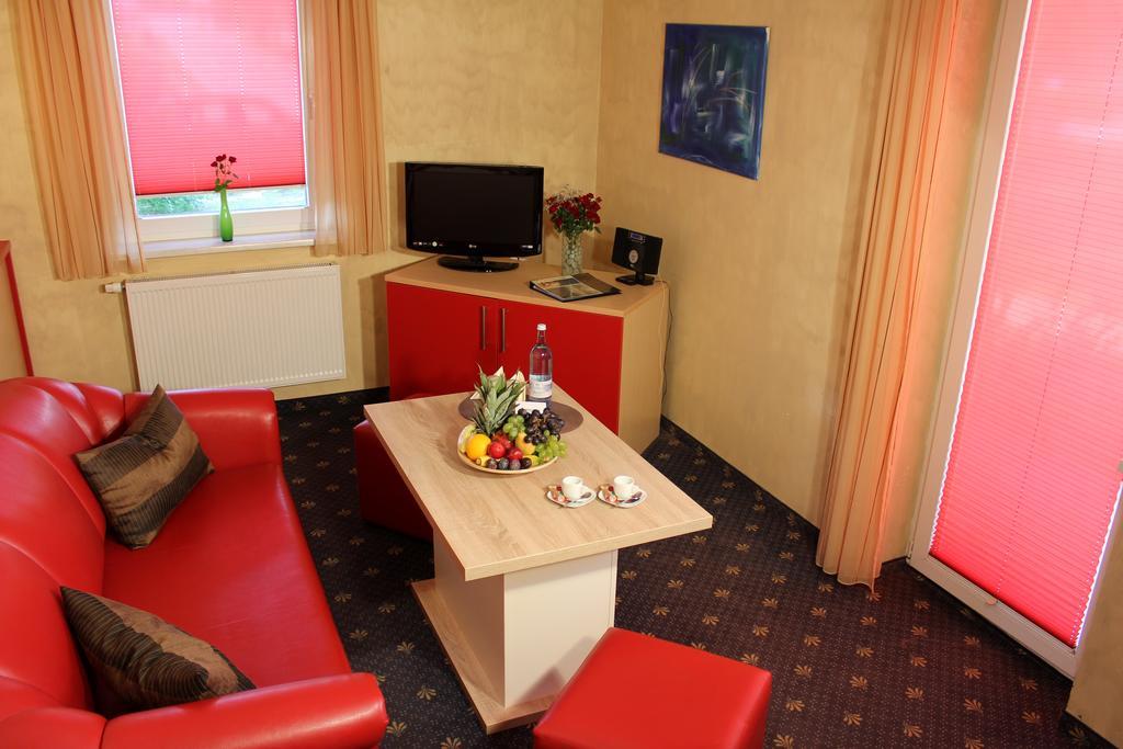 Das Hudewald Hotel & Resort Uckeritz Ngoại thất bức ảnh